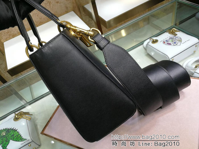 DIOR迪奧 經典之作 2018新款 塔羅牌 手提斜挎包  zdo1209